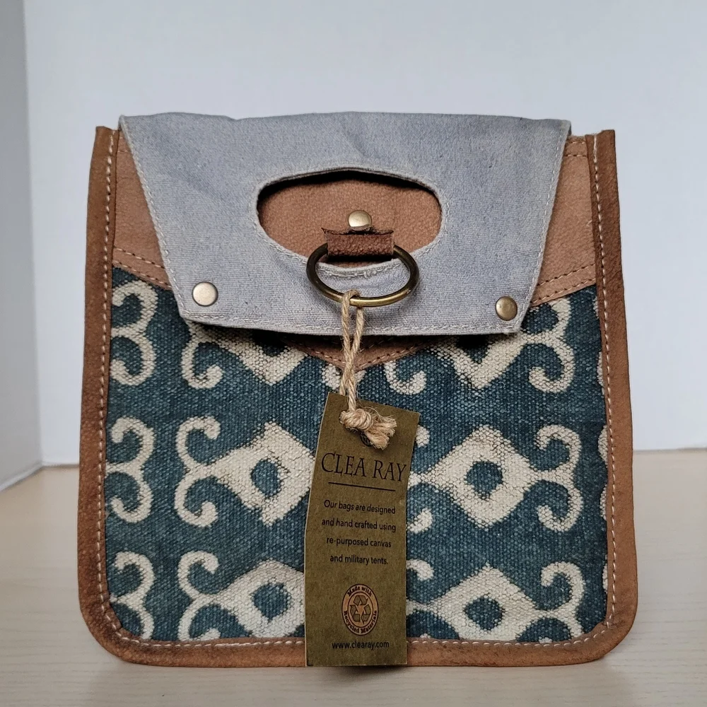 Clea Ray Canvas Beer/Bottle Tote Carrier Made with Recycled Leather and Canvas